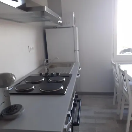 Apartman Le Petit Doue Saint-Malo-du-Bois