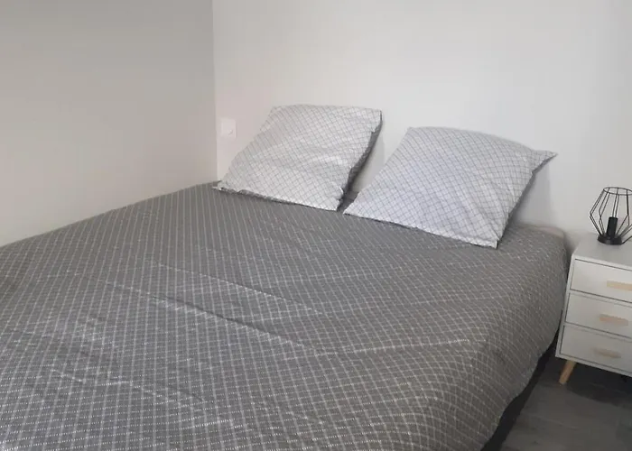 Le Petit Doue Lägenhet Saint-Malo-du-Bois